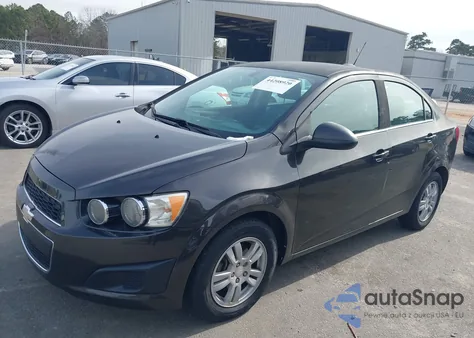 2015 Chevrolet Sonic Lt Auto z USA, uszkodzony, nr VIN 1G1JC5SH1F4125031